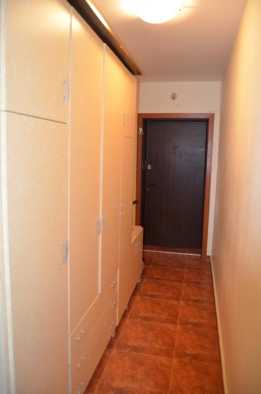Appartamento Downtown Studio Varna Esterno foto