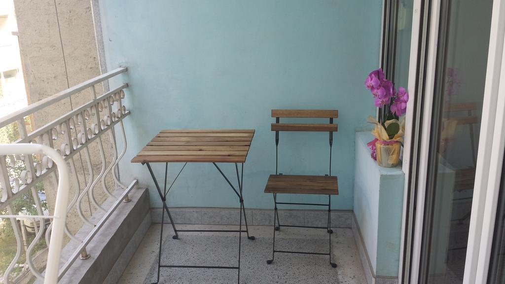 Appartamento Downtown Studio Varna Esterno foto